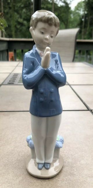 Nao Lladro Figurine Boy Time To Pray First Communion 1223
