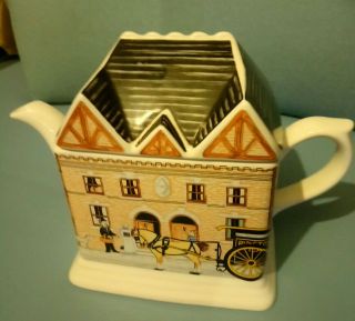 Wade Collectors Teapot Especially Made For Ringtons Tea 1993