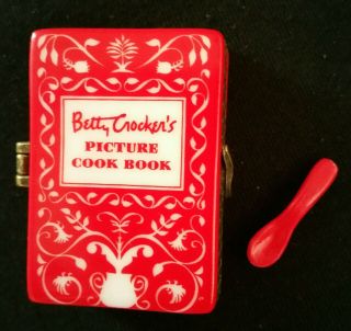 Phb Betty Crockers 1950 Picture Cookbook Midwest Cannon Falls Hinged Trinket Box