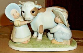 Euc 1995 Circle Of Friends By Masterpiece " Milking Time " Figurine