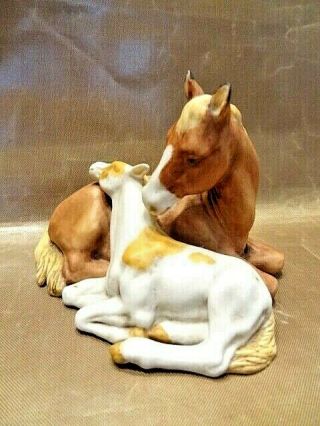 Enesco Porcelain Figurine Mare & Foal Laying Down 1986