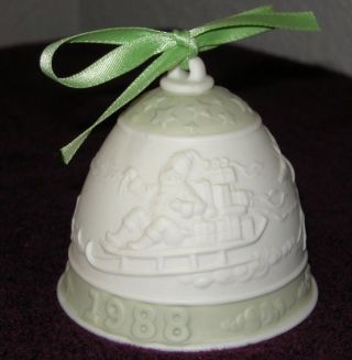 Adorable Lladro 1988 Christmas Bell Ornament Santa & Sleigh,  Green Trim