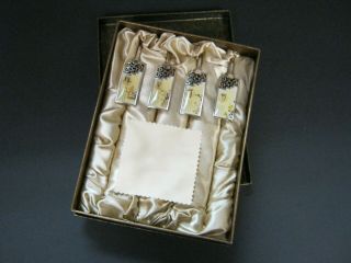 Chinese Bookmarks Silver And Stone - Set Of 4 - Satin - Lined Display Box
