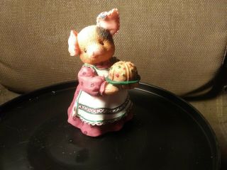This Little Piggy Tlp Enesco You Take The Cake 1997 Figurine