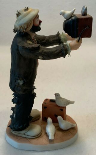 c.  1998 FLAMBRO Signed EMMETT KELLY JR Mini Porcelain Figurine - LOOK BIRDIE 2