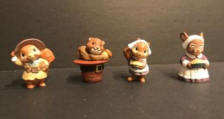 Hallmark Merry Miniatures Thanksgiving Figurine Pilgrim Squirrel,  Rabbit W Pie