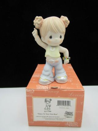 2004 Precious Moments Figurine " Dance To Your Own Beat " 117799 W/ Box (5)