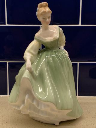 Royal Doulton Fair Lady Figurine (retired) Hn2193 1963 Release - Lady In Green