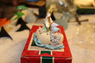 1986 Hallmark Handcrafted Christmas Ornament Wynken,  Blynken and Nod 5