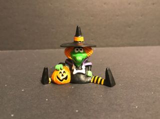 Vintage Hallmark Merry Miniatures Witch Halloween Figurine 1986