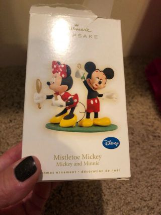 Hallmark Keepsake 2009 Disney Mistletoe Mickey And Minnie Mouse Ornament