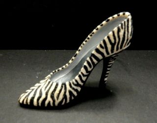 Just The Right Shoe By Raine 1999 " Serengeti " Pump Heel