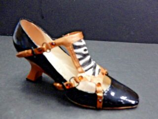 Just The Right Shoe By Raine 2005 " Serengeti Style " Black T - Strap Pump Euc