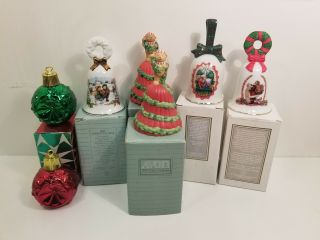 Vintage Collectible Avon Holiday Christmas Bells Ornimates Bear Santa Wreath