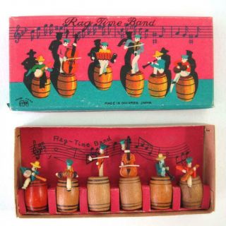 Vtg Rag Time Band Miniature Musicians On Wooden Barrels Made In Occupied Japan