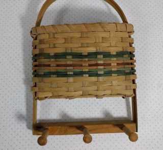 Woven Wicker Wall Pocket Basket with Handle & Hanging Hooks 13  x 8.  5  Vintage 4