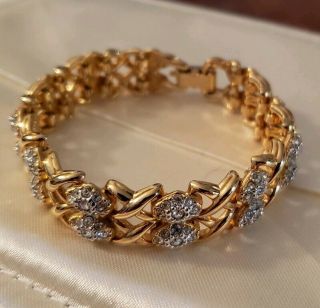 Swarovski Bracelet 7 " Long Gold Tone Bracelet With Crystals - Signed