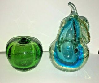 Apple & Pear Hand Blown Glass Controlled Bubbles Figurines Paperweight