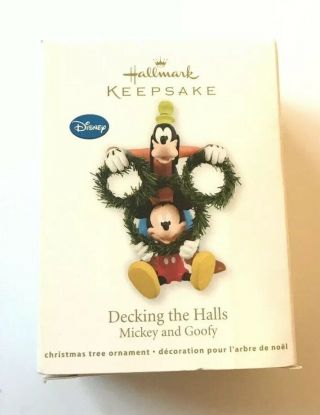 Hallmark Keepsake Disney Ornament Mickey And Goofy Decking The Halls