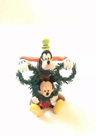 Hallmark Keepsake Disney Ornament Mickey and Goofy Decking the Halls 3