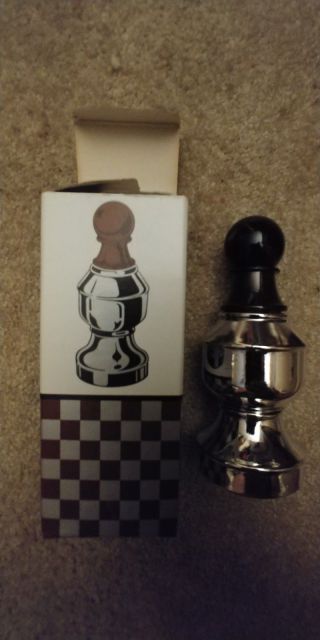 Avon Chess Piece - The Pawn Ii Avon Spicy After Shave 3 0z Glass Full Bottle