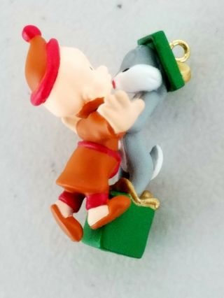 Hallmark Keepsake Ornament - Miniature - Bugs Bunny And Elmer Fudd - 1999