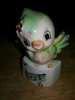 Vintage Green Bird Musical Music Anthropomorphic Salt & Pepper Shaker?