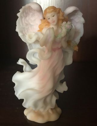Seraphim Classics 4” May Angel Of The Month 81815 Roman Inc Collectible 1999