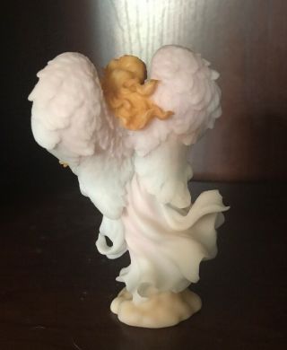 Seraphim Classics 4” May Angel of the Month 81815 Roman Inc Collectible 1999 2