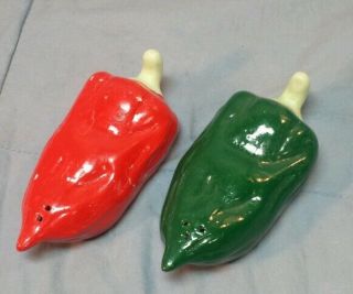 Vintage Red And Green Hot Peppers Salt And Pepper Shakers 4.  5 "