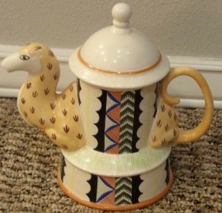 Vintage Carlton Ware England Lustre Pottery Camel Teapot 1978