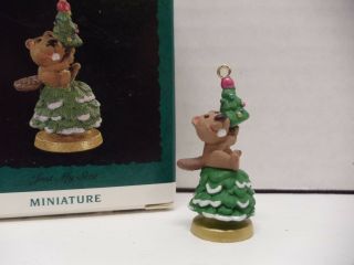 Hallmark - Just My Size - Beaver Christmas Tree - 1994 Miniature Ornament 2