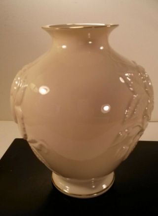 Lenox Rose Vase Cream Porcelain Glossy Embossed 7 
