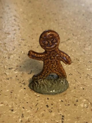 Wade Whimsies Gingerbread Man Red Rose Figurine Collectible Vintage