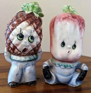 Vtg Salt And Pepper Shakers Pineapple / Apple Anthropomorphic Mid Century Japan
