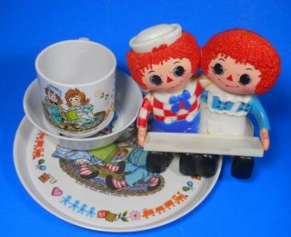 Raggedy Ann & Andy Plastic Set Of 3 Plate Bowl Mug,  Pen Toothbrush Holder 1969
