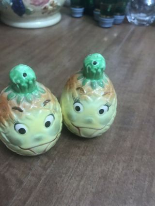Vintage Anthropomorphic Pineapples Salt And Pepper Shakers