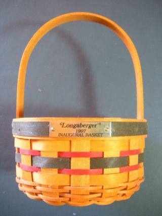 Longaberger Basket,  1997 - Round - Tri Color,  Natural,  Green And Red