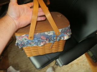 1992 Longaberger Hostess Gourmet Picnic Basket Combo.  W Liner And Protector