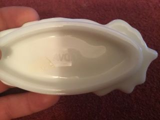 Avon Vintage 70’s White Milk Glass Hand Soap Dish / Trinket Dish 4