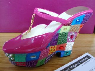 Just The Right Shoe - Checkered Past,  Magenta Madness 25247 Artist ' s Edition 3