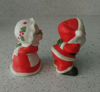 Vintage Lefton Christmas Kissing Santa and Mrs Claus Figurines 3in Tall Holiday 5