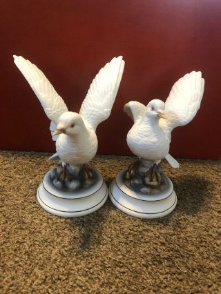 Set Of “white Doves By Andrea” Ceramic Figurines