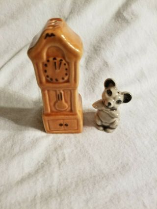Vintage Grandfather Clock And Mouse Salt And Pepper Shakers