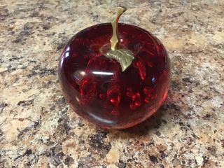 Dynasty Gallery Heirloom Collectibles Red Art Glass Apple Paperweight 3” tall 4