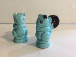 Vintage Squirrel Salt And Pepper Shakers Ceramic In Robin 