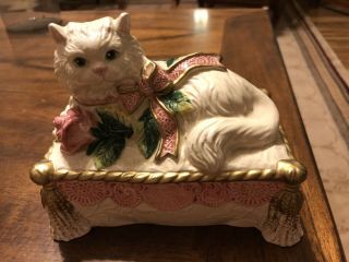 Fitz & Floyd Kittens & Roses White Cat On Pink & White Trinket Box Excel Cond