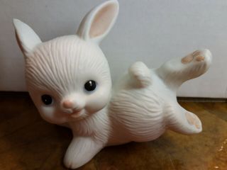 3 Vntg White Playful Tumbling Homco BUNNY RABBITS Bunnies Figurines Easter 4