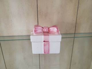 Small Porcelain Collectible Pink Bow Trinket / Jewelry Box 2 1/4 " X 3 1/4 "