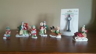Lefton Colonial Village Accessory People Christmas Set Of 7,  Cond.